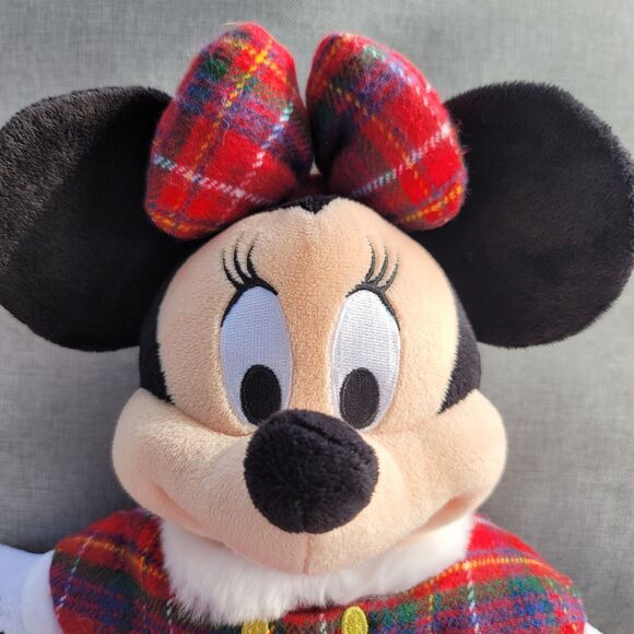 The Disney Store 2013 Christmas Minnie Mouse - Picture 2 of 8